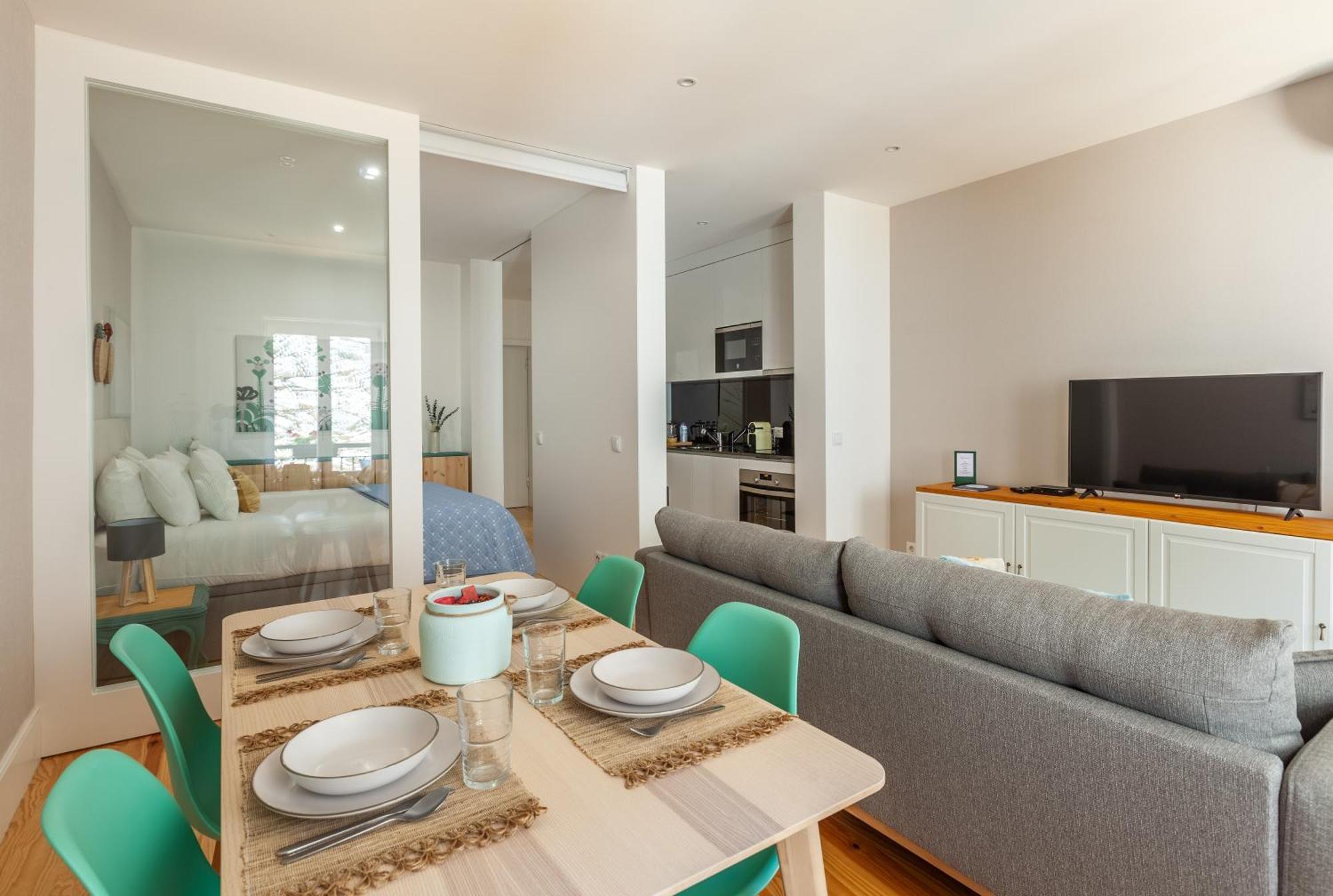 Almada Prime - Live In Apartment *